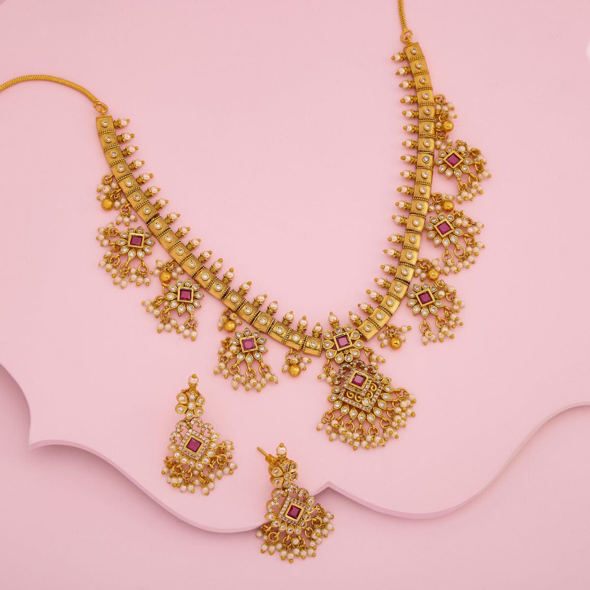 Antique Necklace Antique Necklace 193642