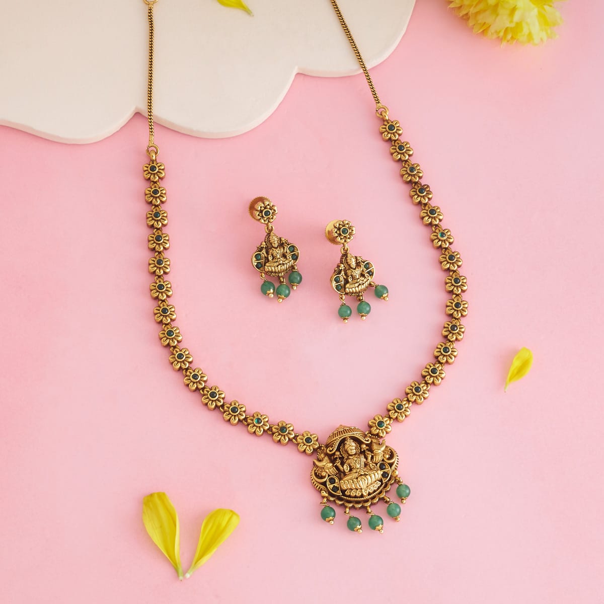 Antique Necklace Antique Necklace 197562