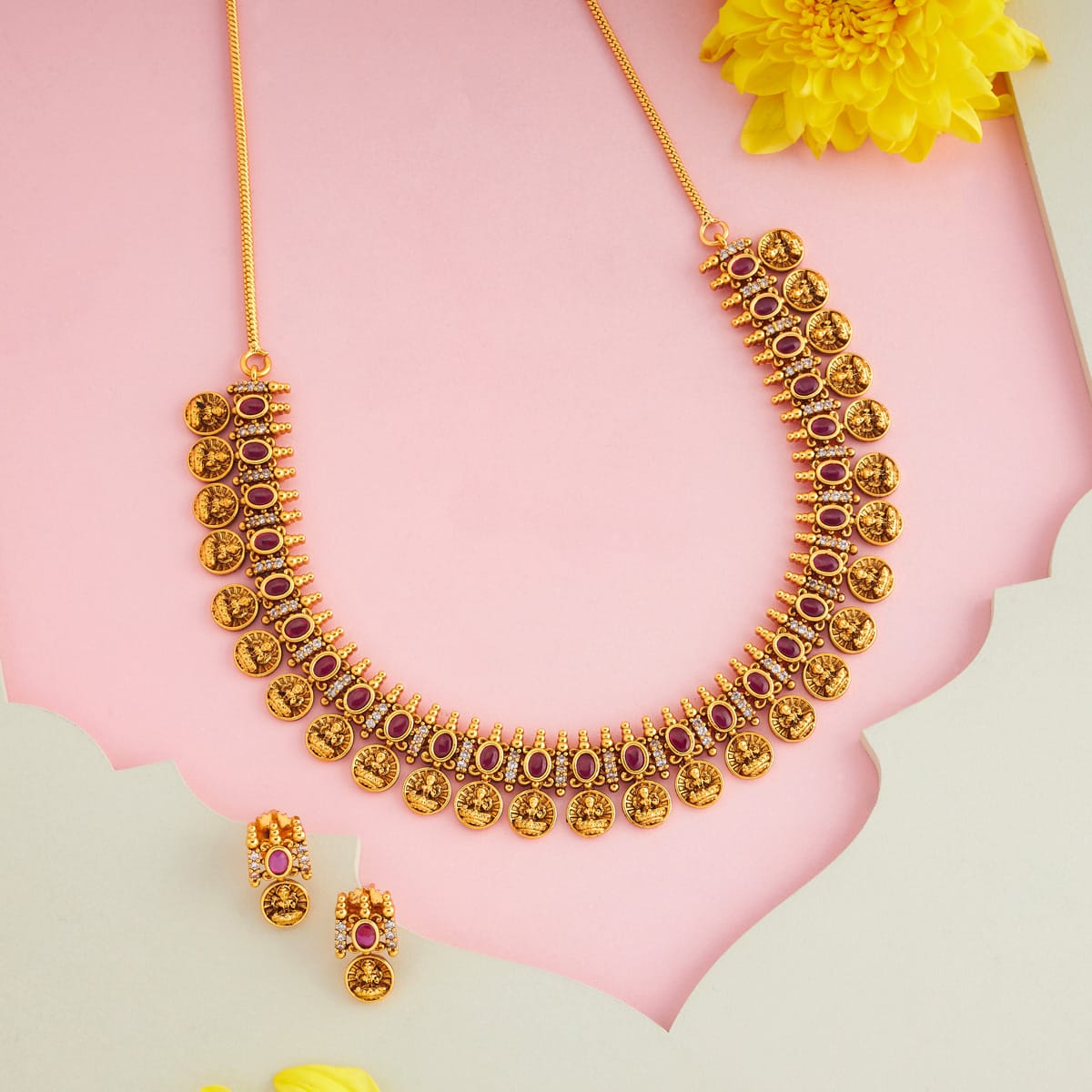 Antique Necklace Antique Necklace 197774