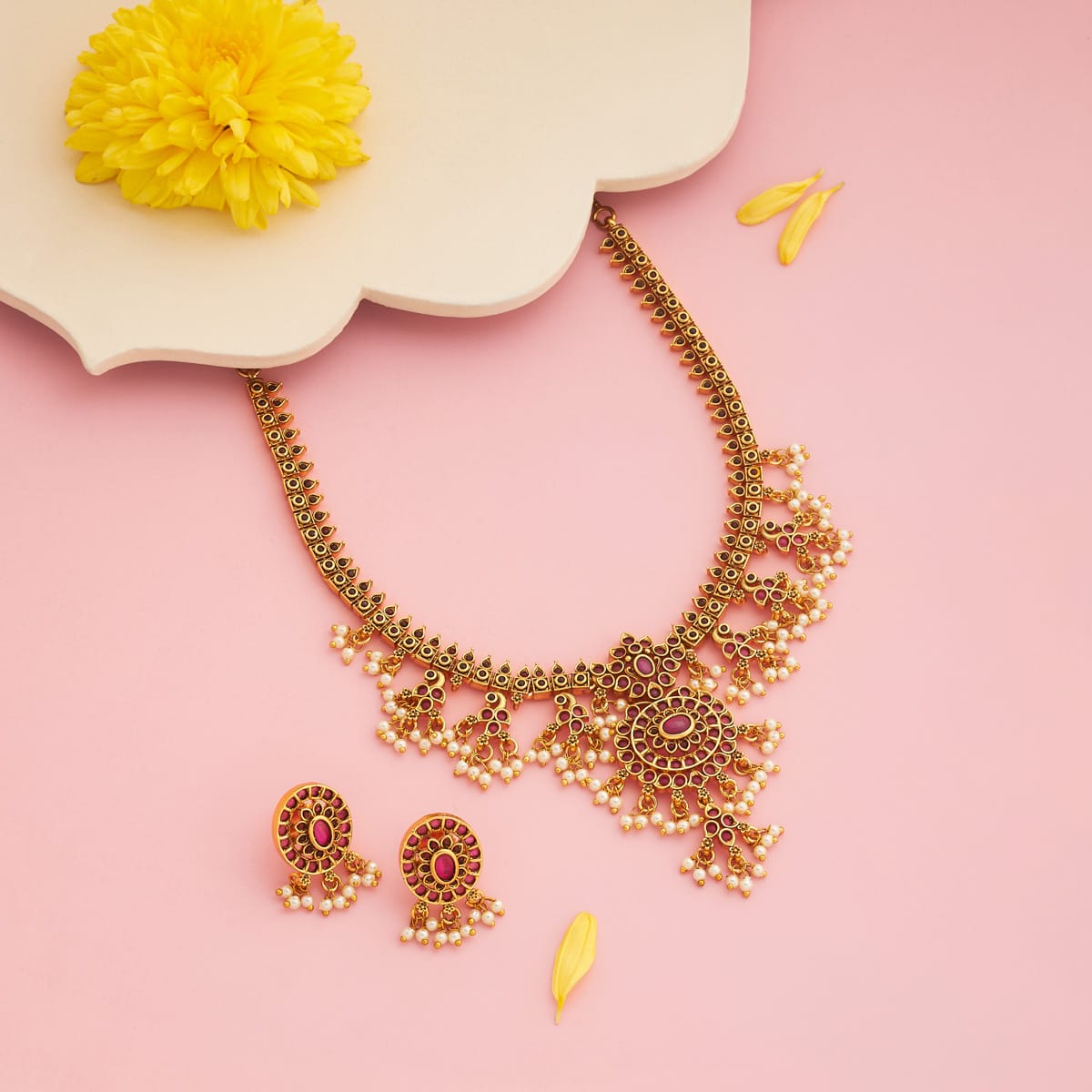 Antique Necklace Antique Necklace 198788