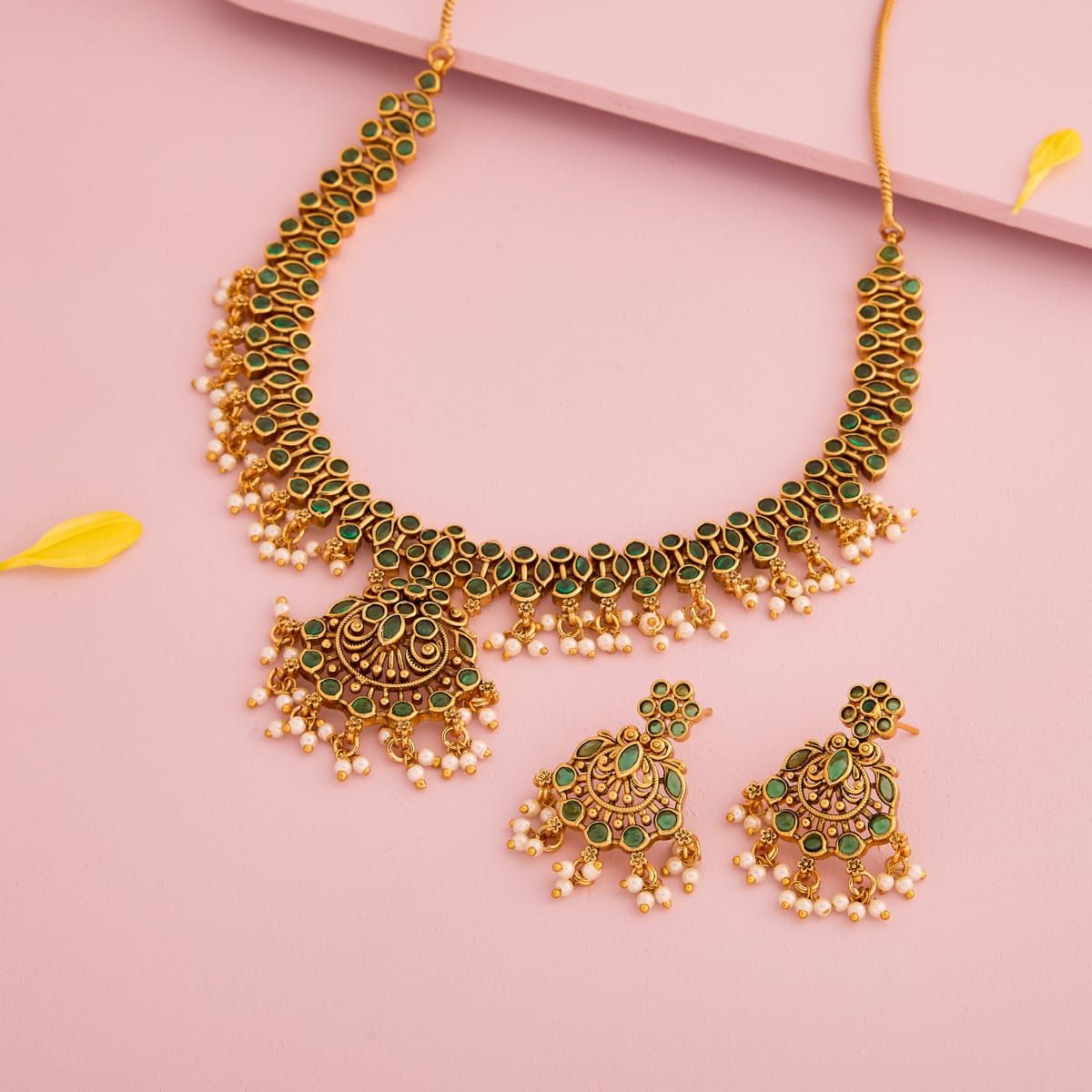 Antique Necklace Antique Necklace 201363