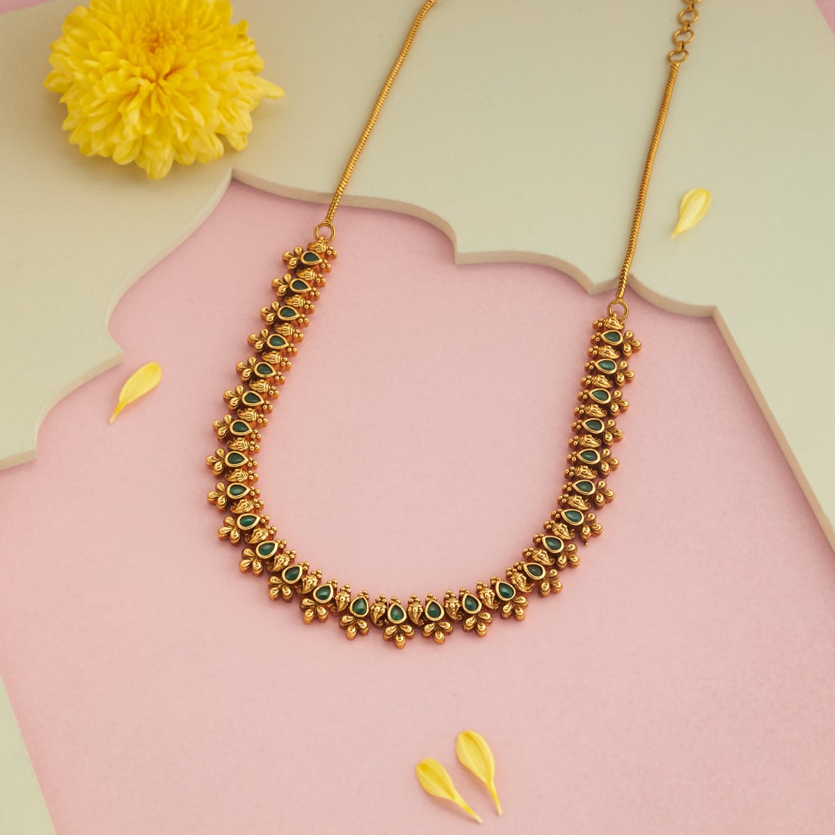 Antique Necklace Antique Necklace 201893