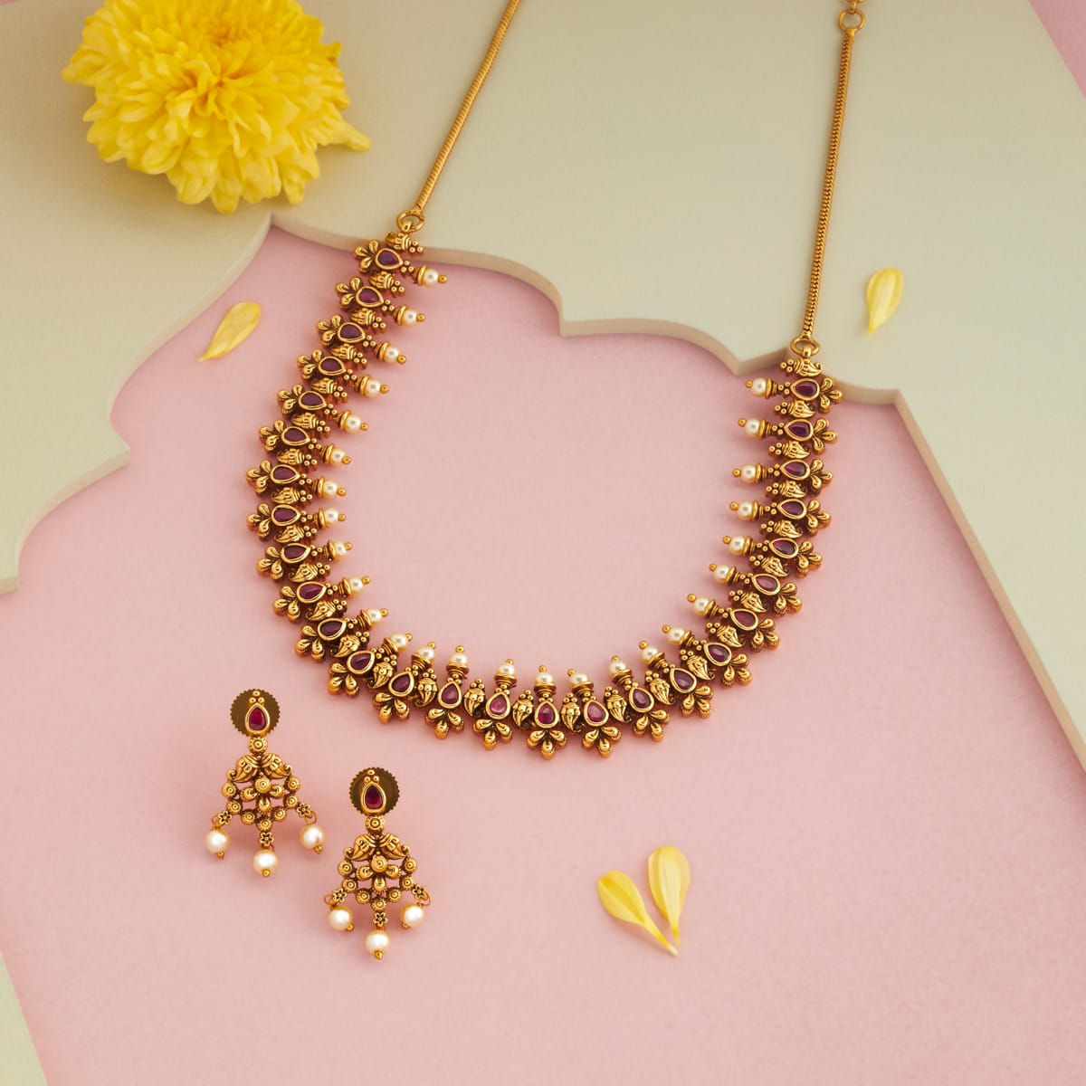Antique Necklace Antique Necklace 201901