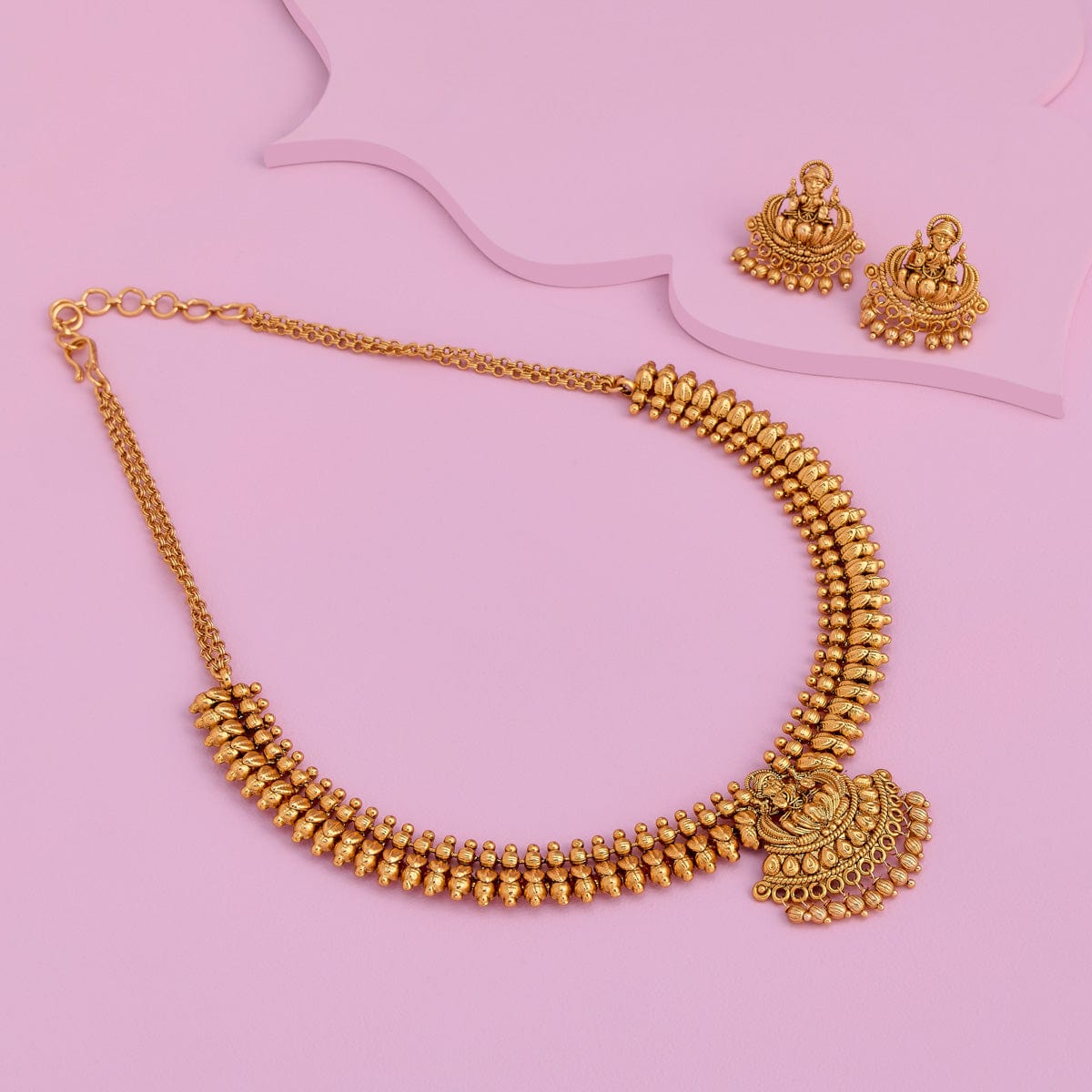 Antique Necklace Antique Necklace 188145