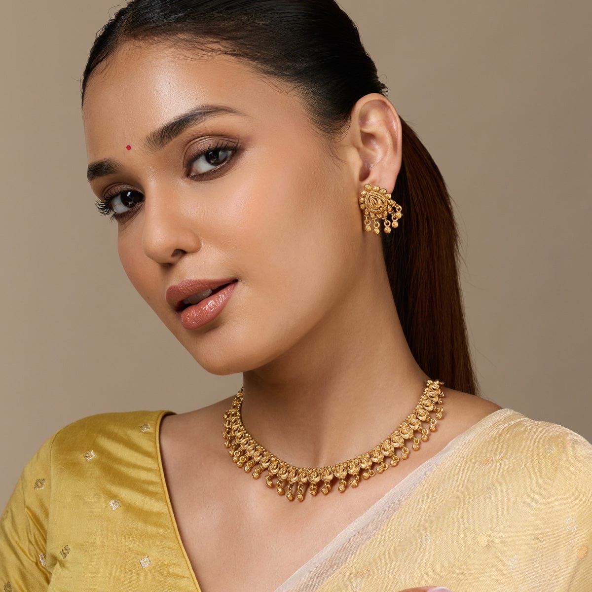 Antique Necklace Antique Necklace 188976