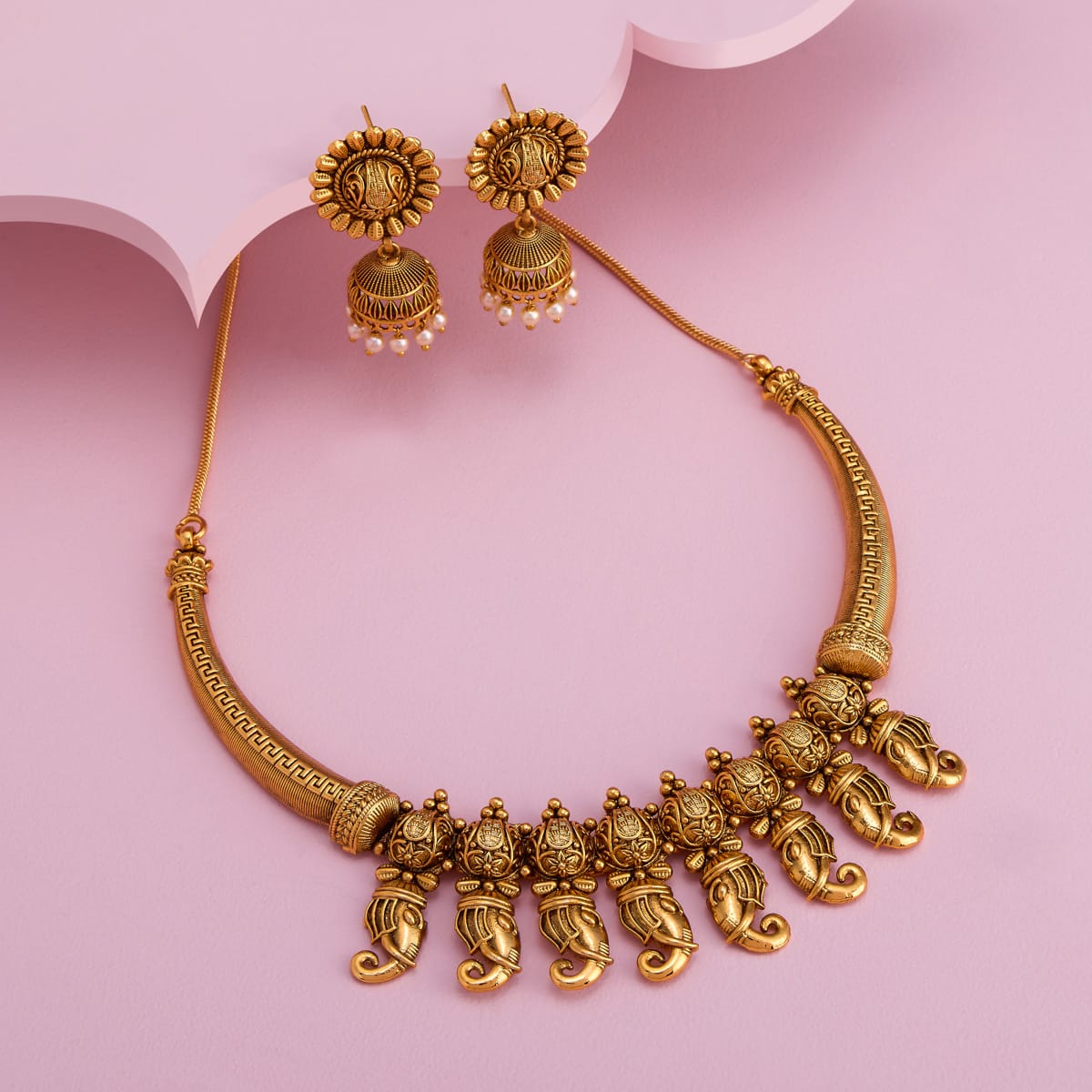 Antique Necklace Antique Necklace 190364
