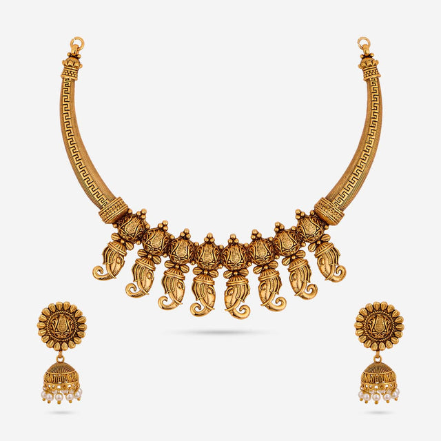 Antique Necklace Antique Necklace 190364