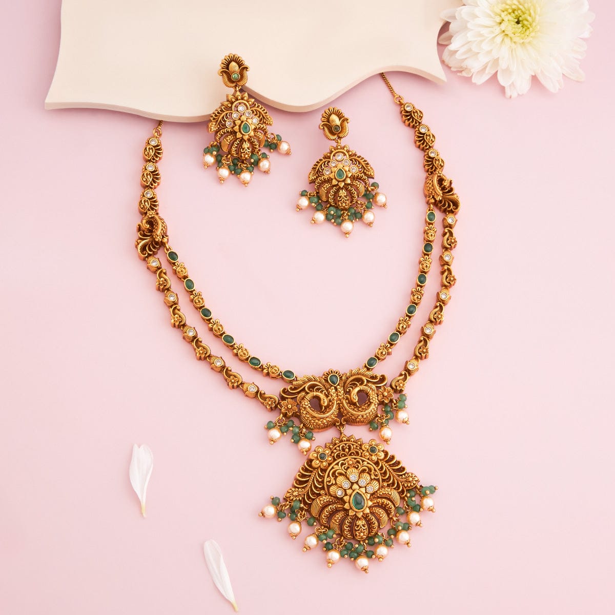 Antique Necklace Antique Necklace 190711