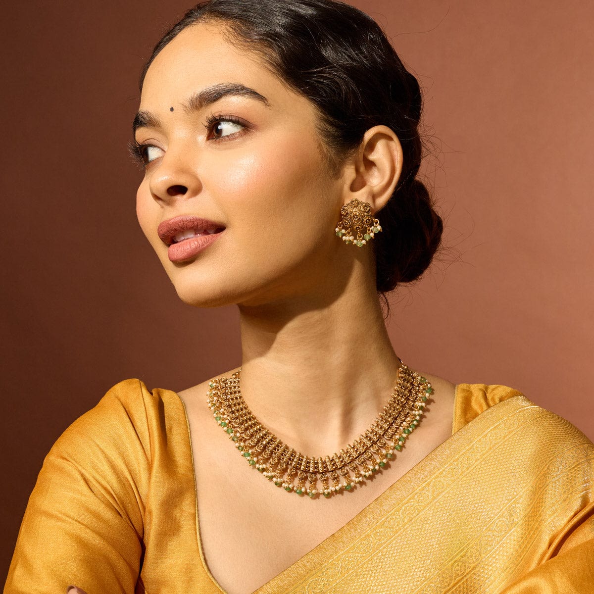 Antique Necklace Antique Necklace 190924