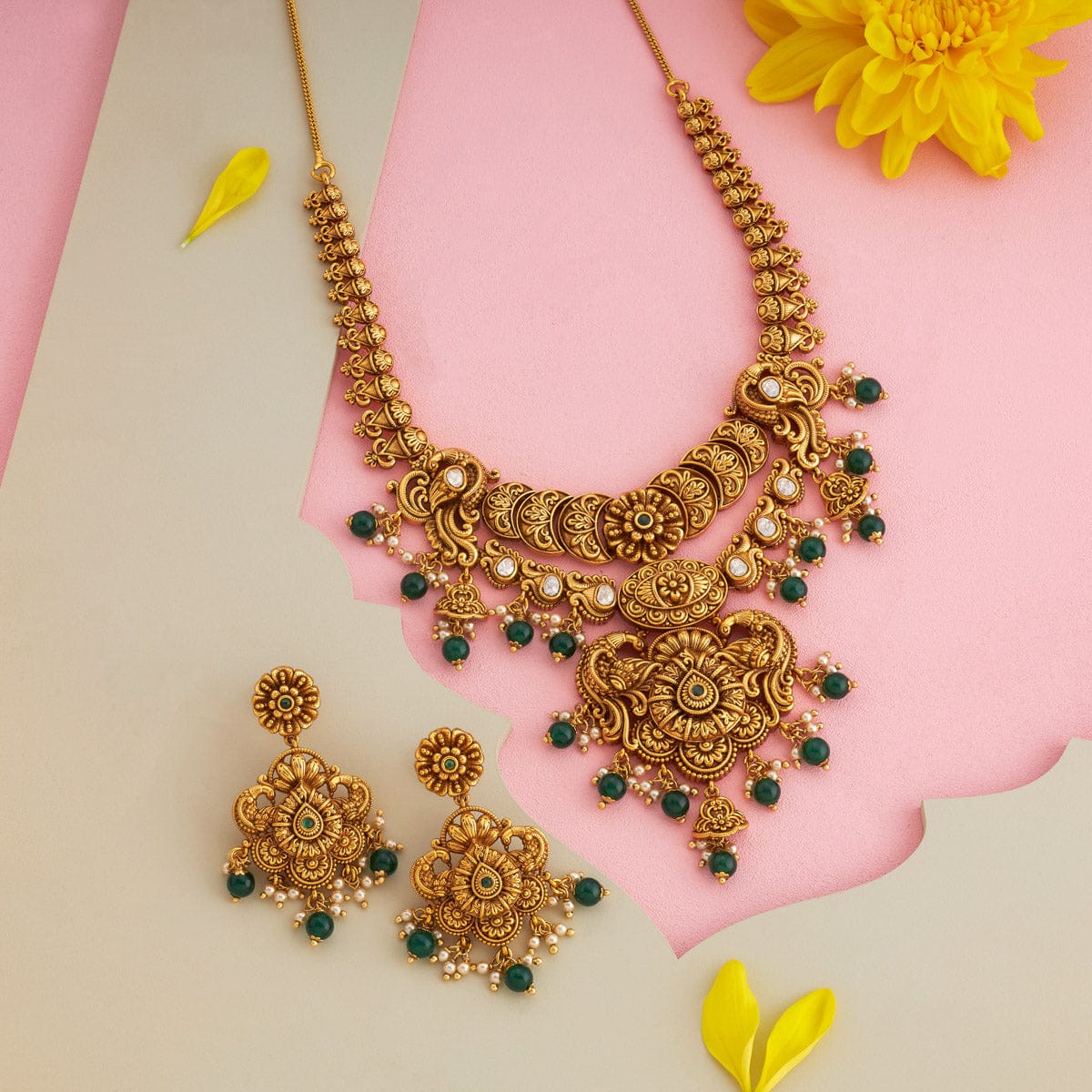 Antique Necklace Antique Necklace 193841