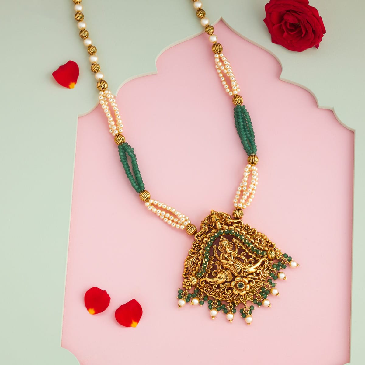 Antique Necklace Antique Necklace 201072