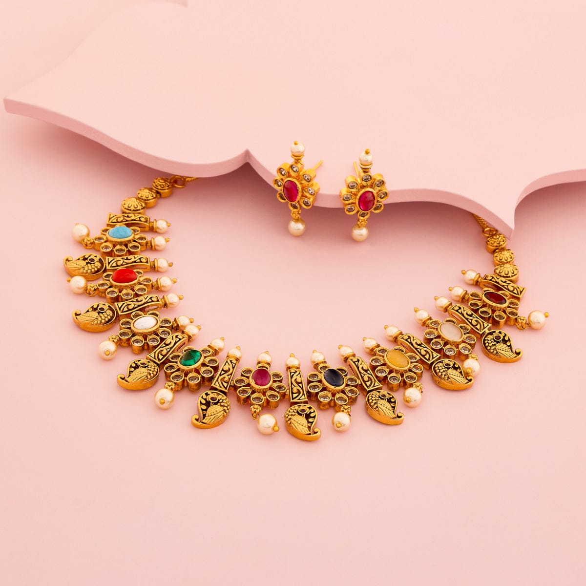 Antique Necklace Antique Necklace 195075