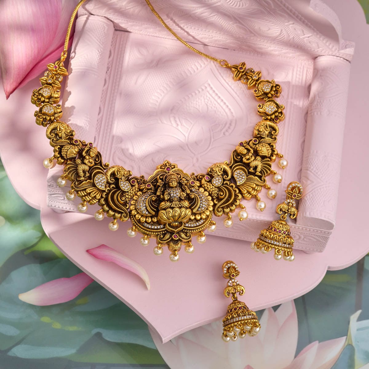 Antique Necklace Simple Necklace On Saree Antique Jewellery Simple