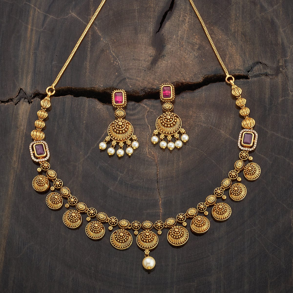 Antique Necklace Antique Necklace 180512