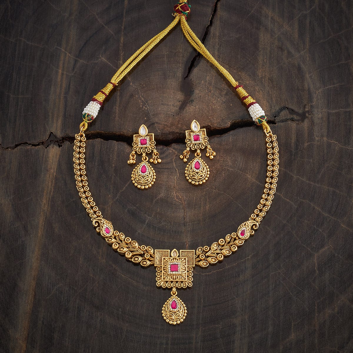 Antique Necklace Antique Necklace 181095