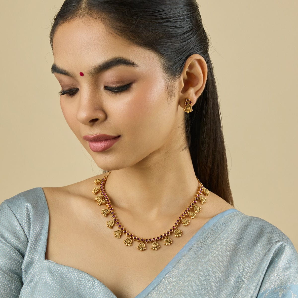 Antique Necklace Antique Necklace 182357