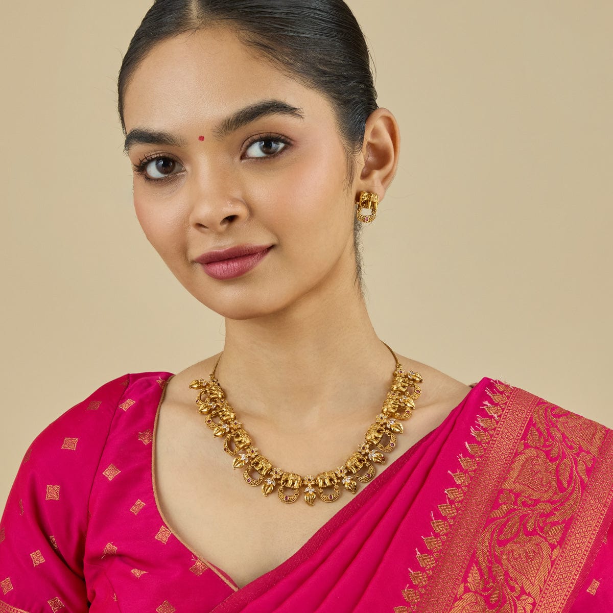 Antique Necklace Antique Necklace 182557