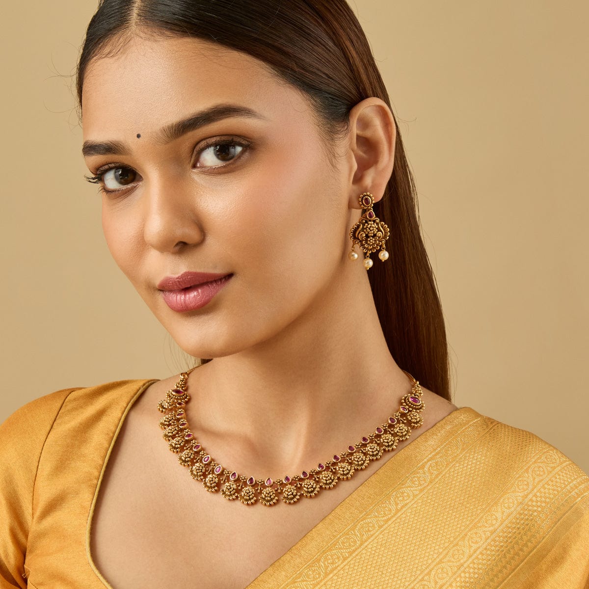 Antique Necklace Antique Necklace 184567