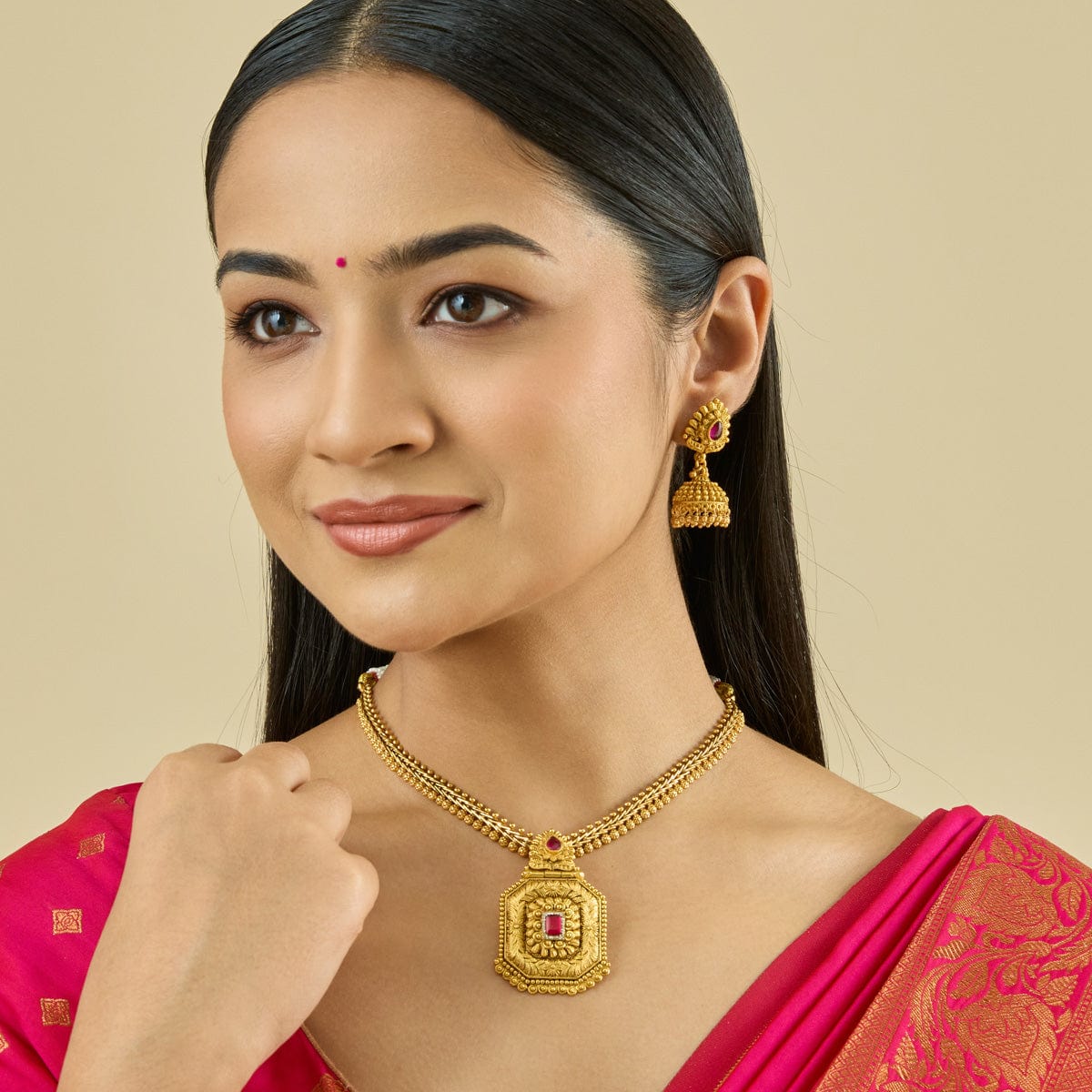 Antique Necklace Antique Necklace 186560