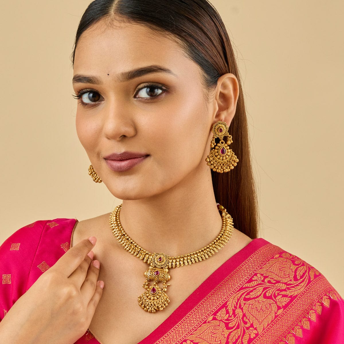 Antique Necklace Antique Necklace 188141