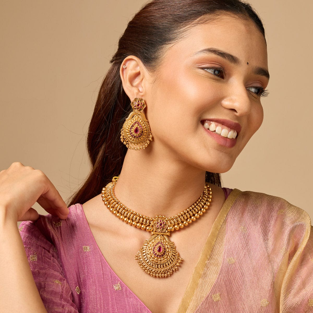 Antique Necklace Antique Necklace 188686