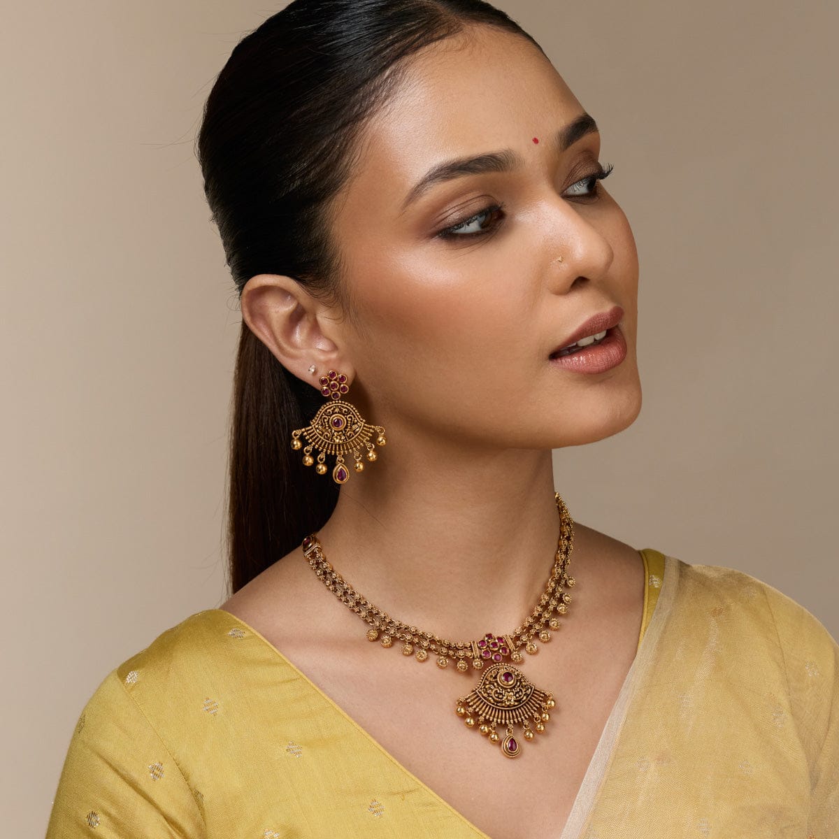 Antique Necklace Antique Necklace 188912