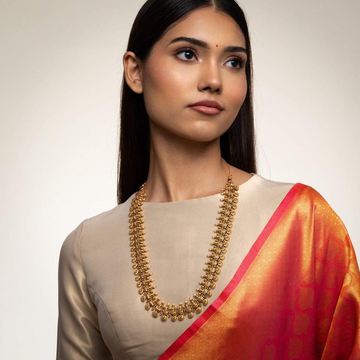 Antique Necklace Antique Necklace 190304