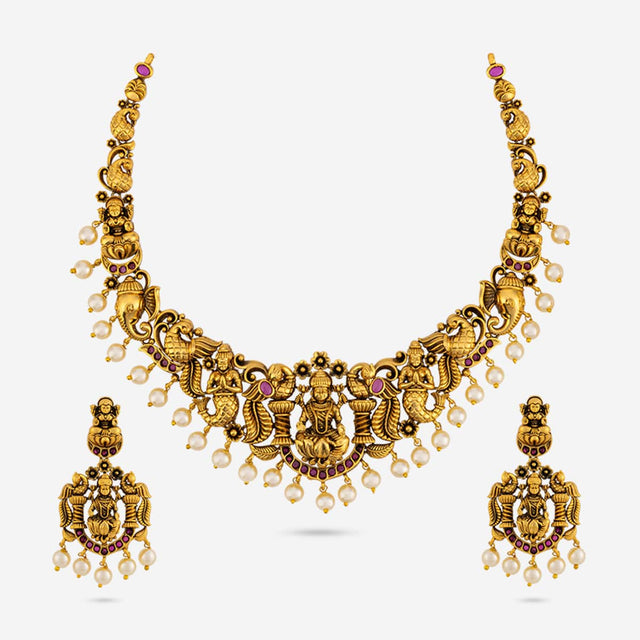 Antique Necklace Antique Necklace 190312