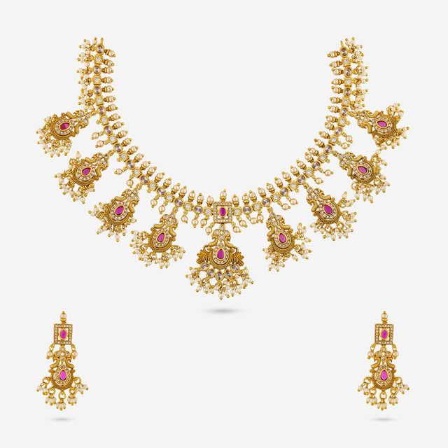 Antique Necklace Antique Necklace 190325