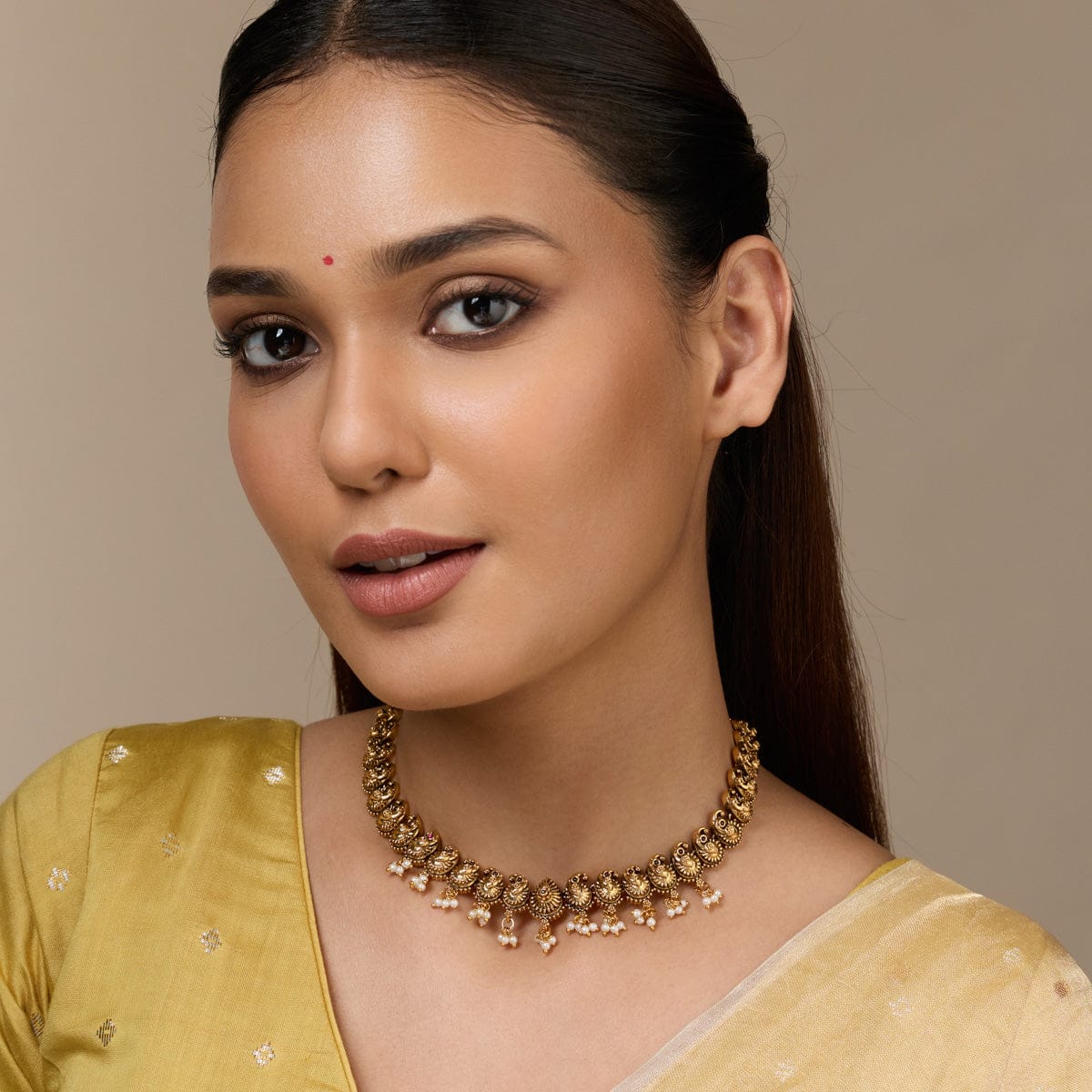 Antique Necklace Antique Necklace 190328