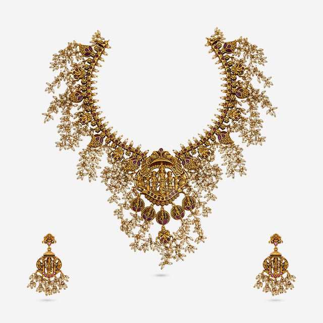 Antique Necklace Antique Necklace 190536
