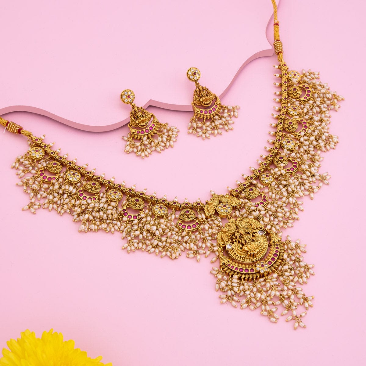 Antique Necklace Antique Necklace 190538