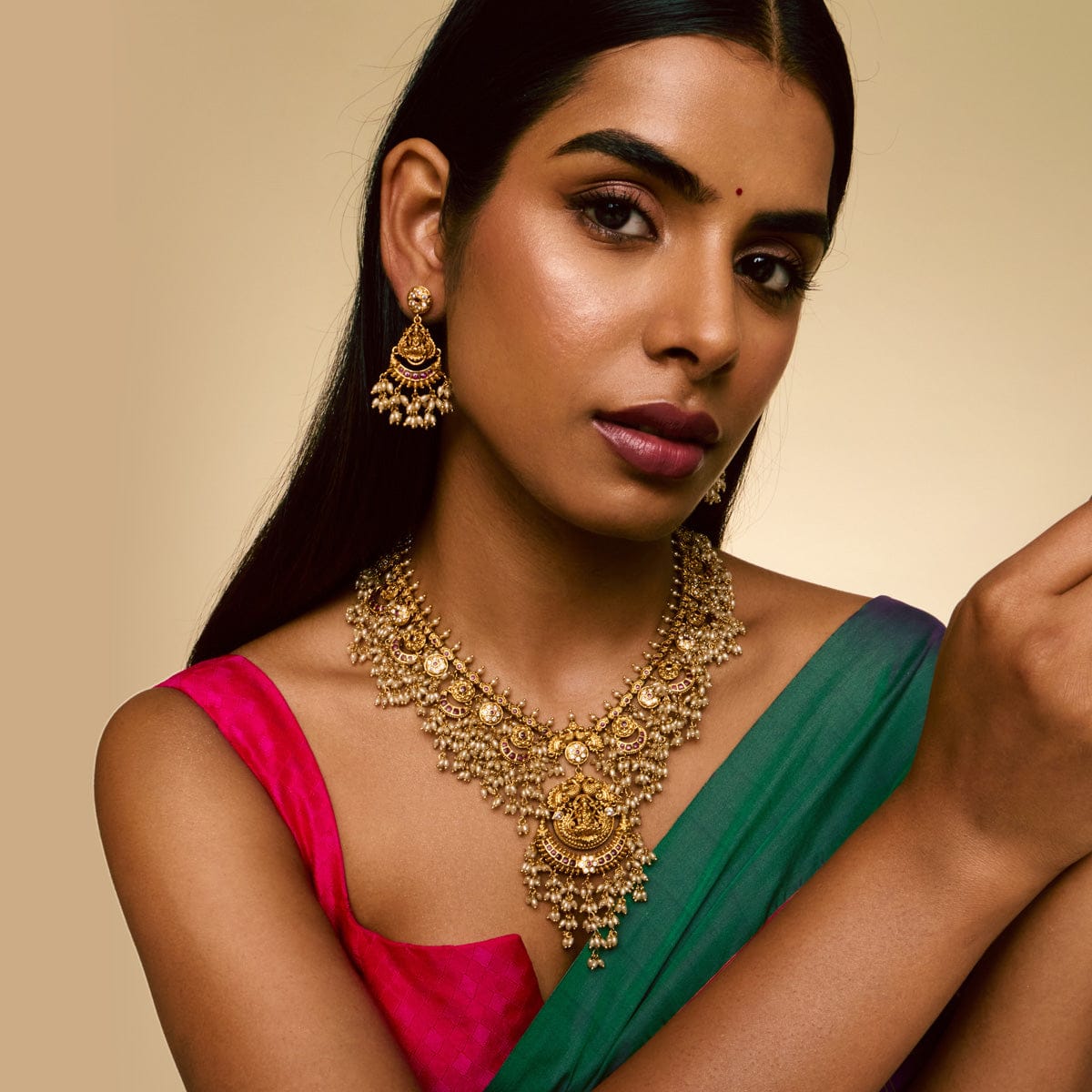 Antique Necklace Antique Necklace 190538