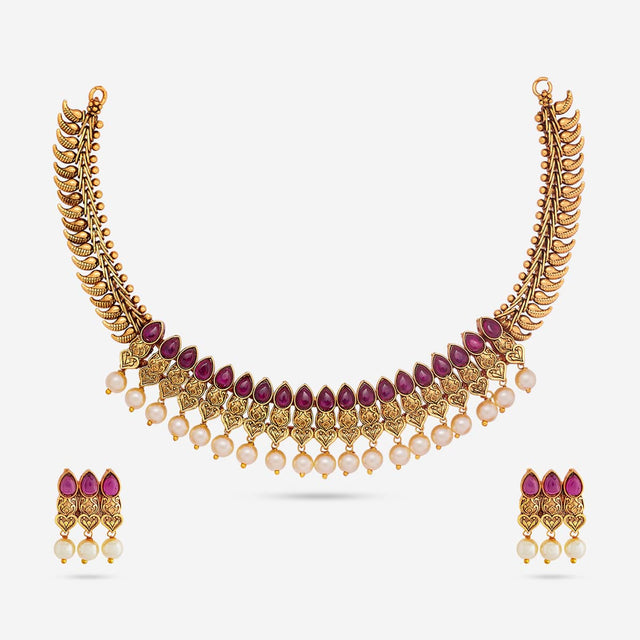 Antique Necklace Antique Necklace 190684
