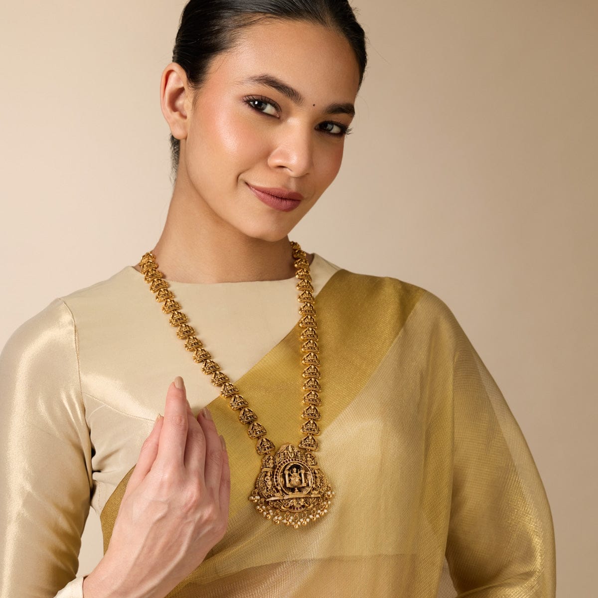 Antique Necklace Antique Necklace 190702