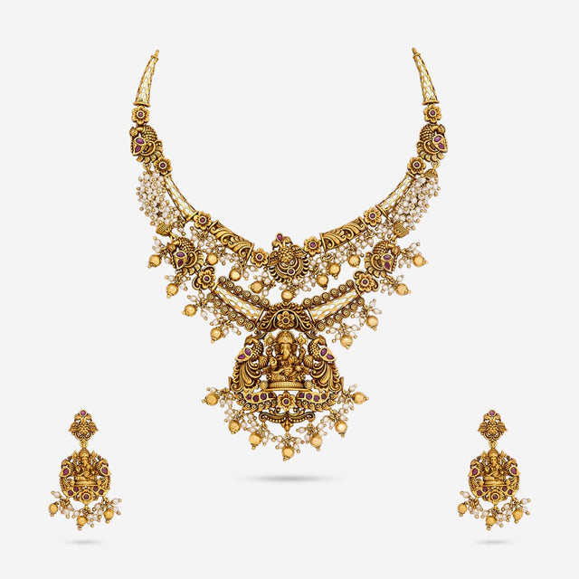 Antique Necklace Antique Necklace 190720