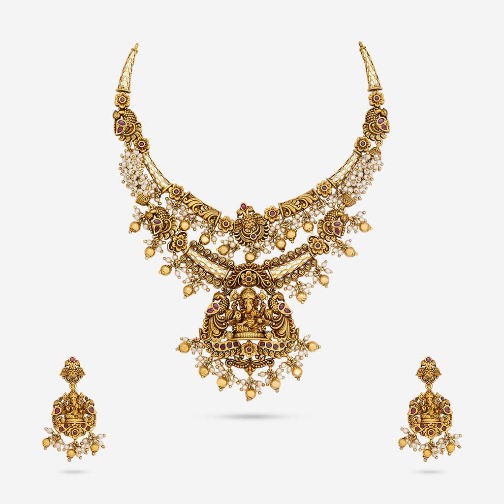 Antique Necklace Antique Necklace 190720