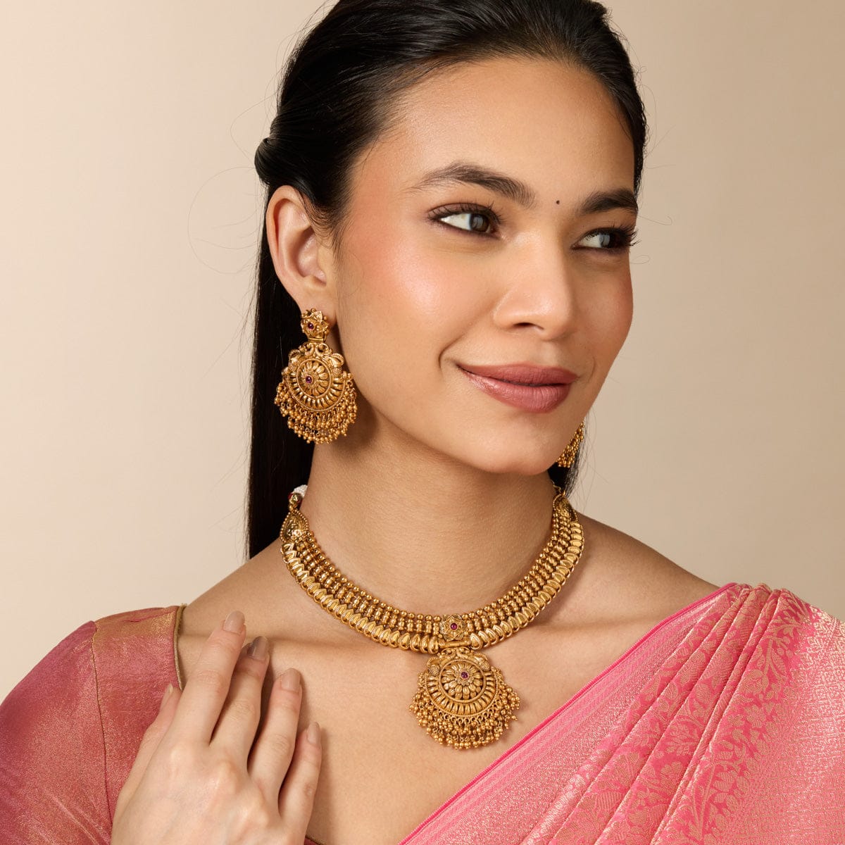 Antique Necklace Antique Necklace 190847