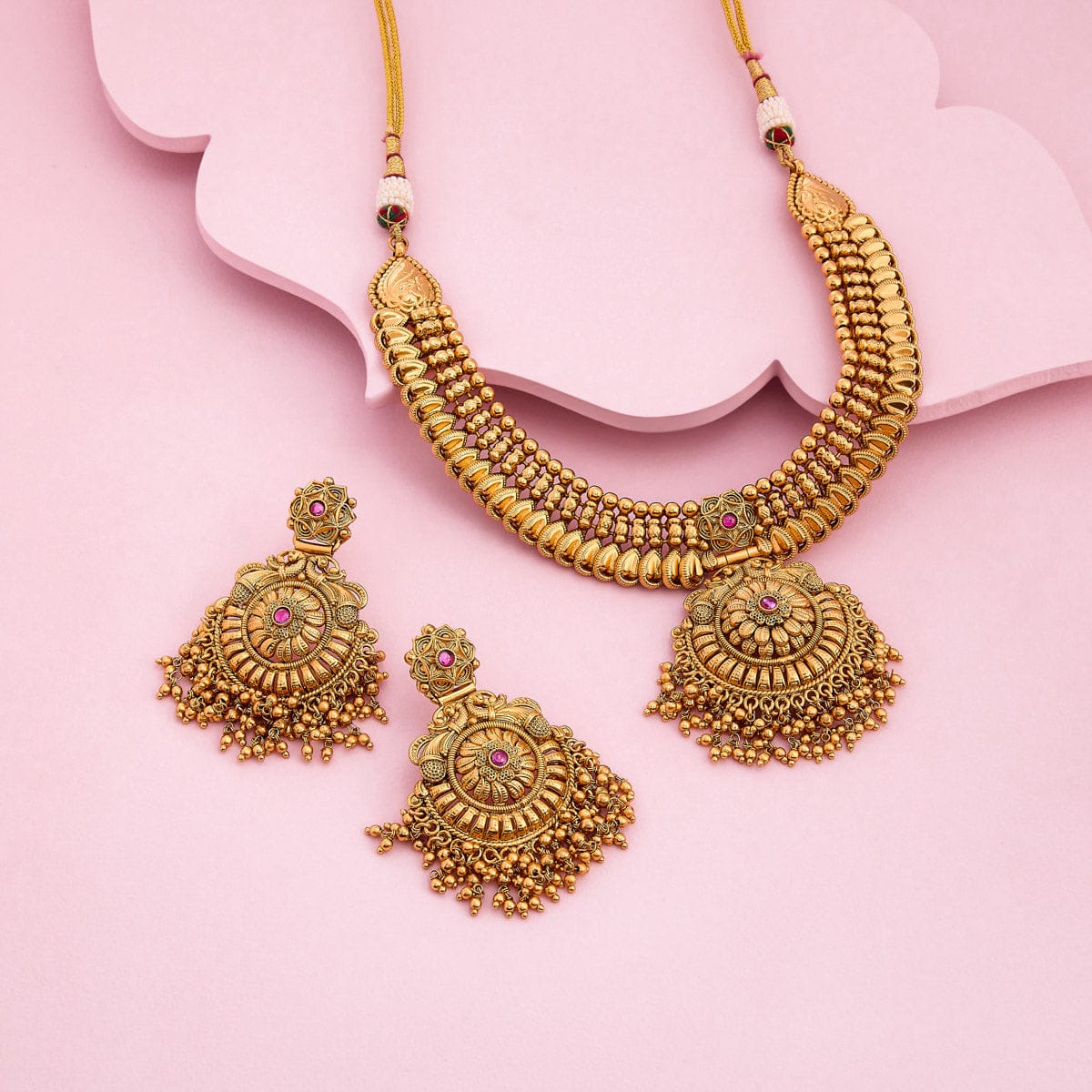 Antique Necklace Antique Necklace 190847