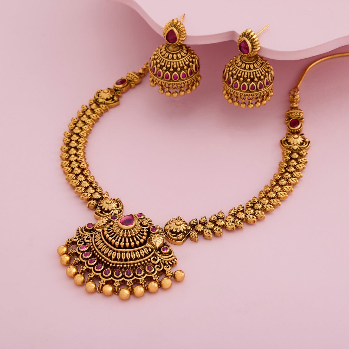 Antique Necklace Antique Necklace 191131