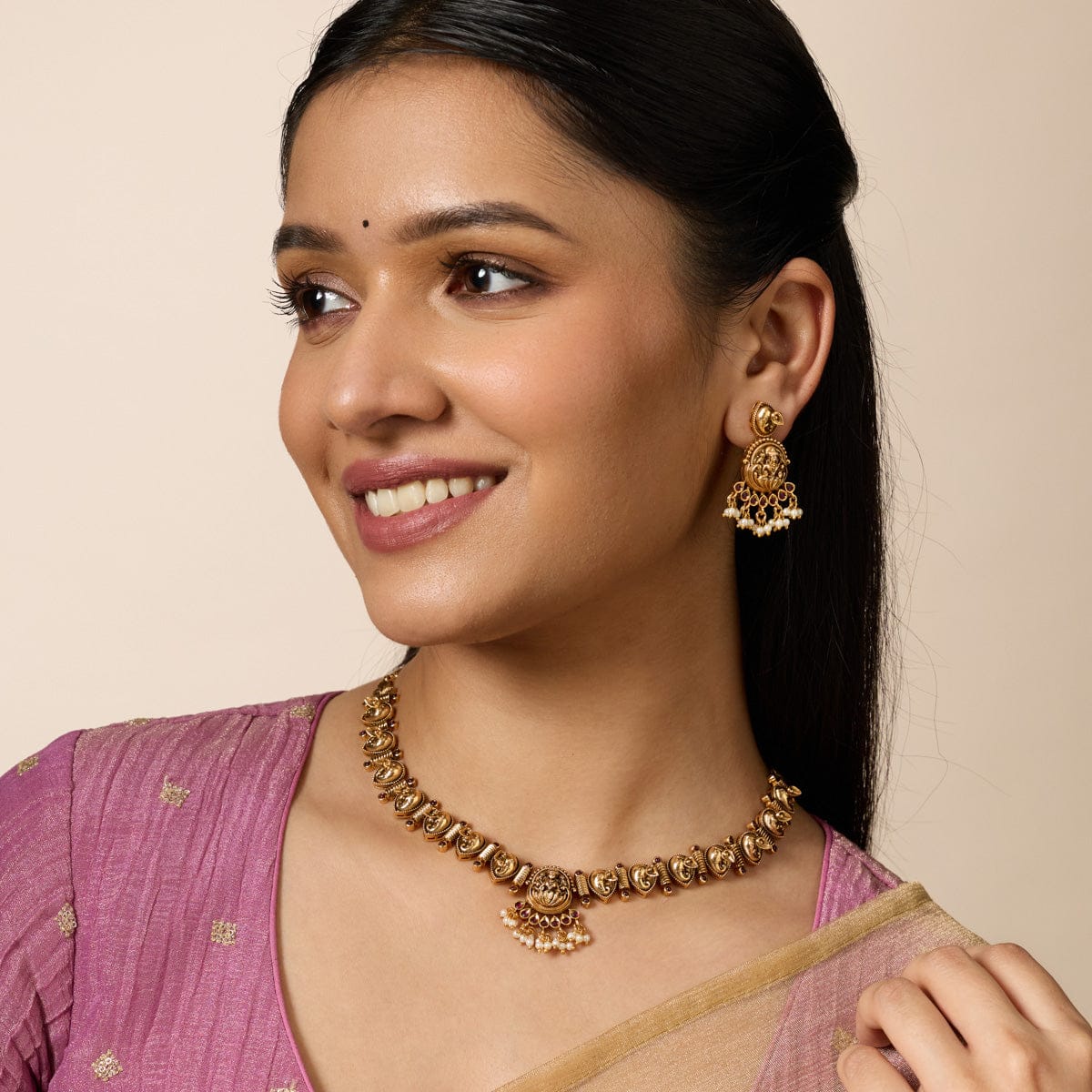 Antique Necklace Antique Necklace 192294