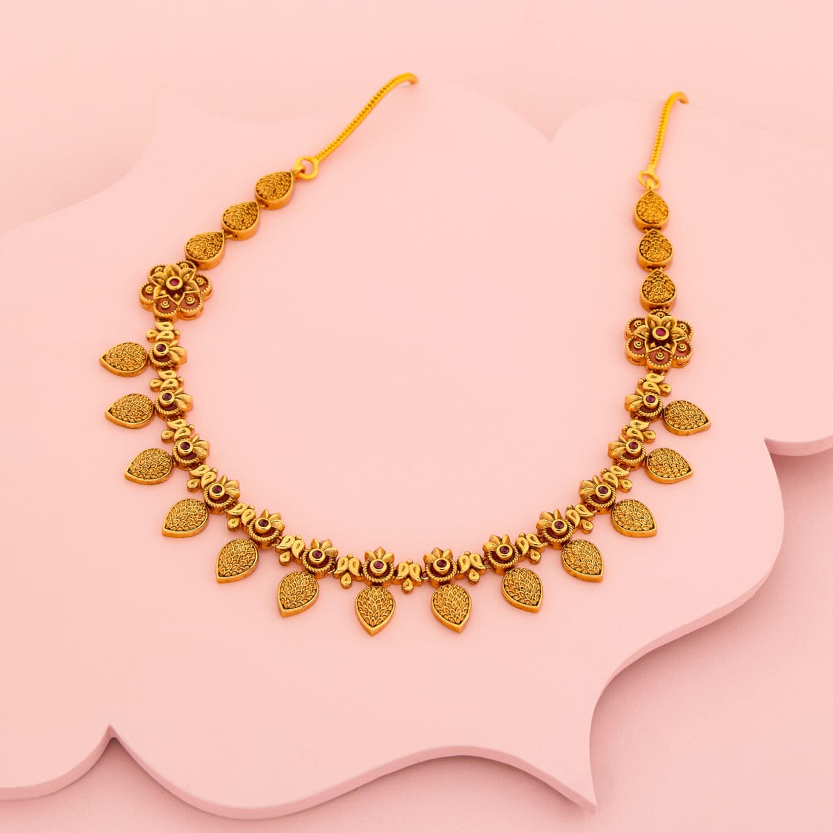 Antique Necklace Antique Necklace 192307