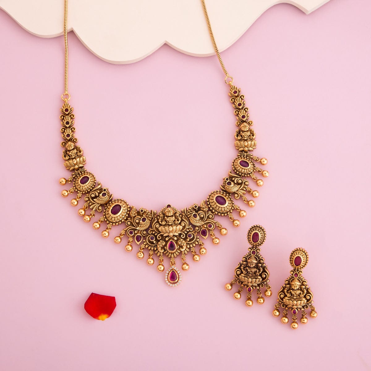 Antique Necklace Antique Necklace 193638