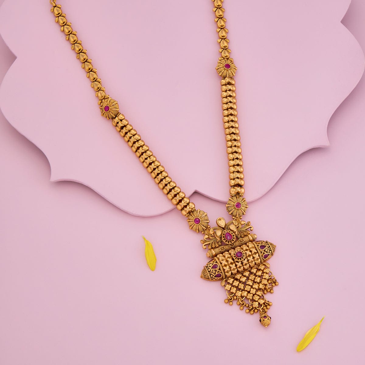 Antique Necklace Antique Necklace 193810