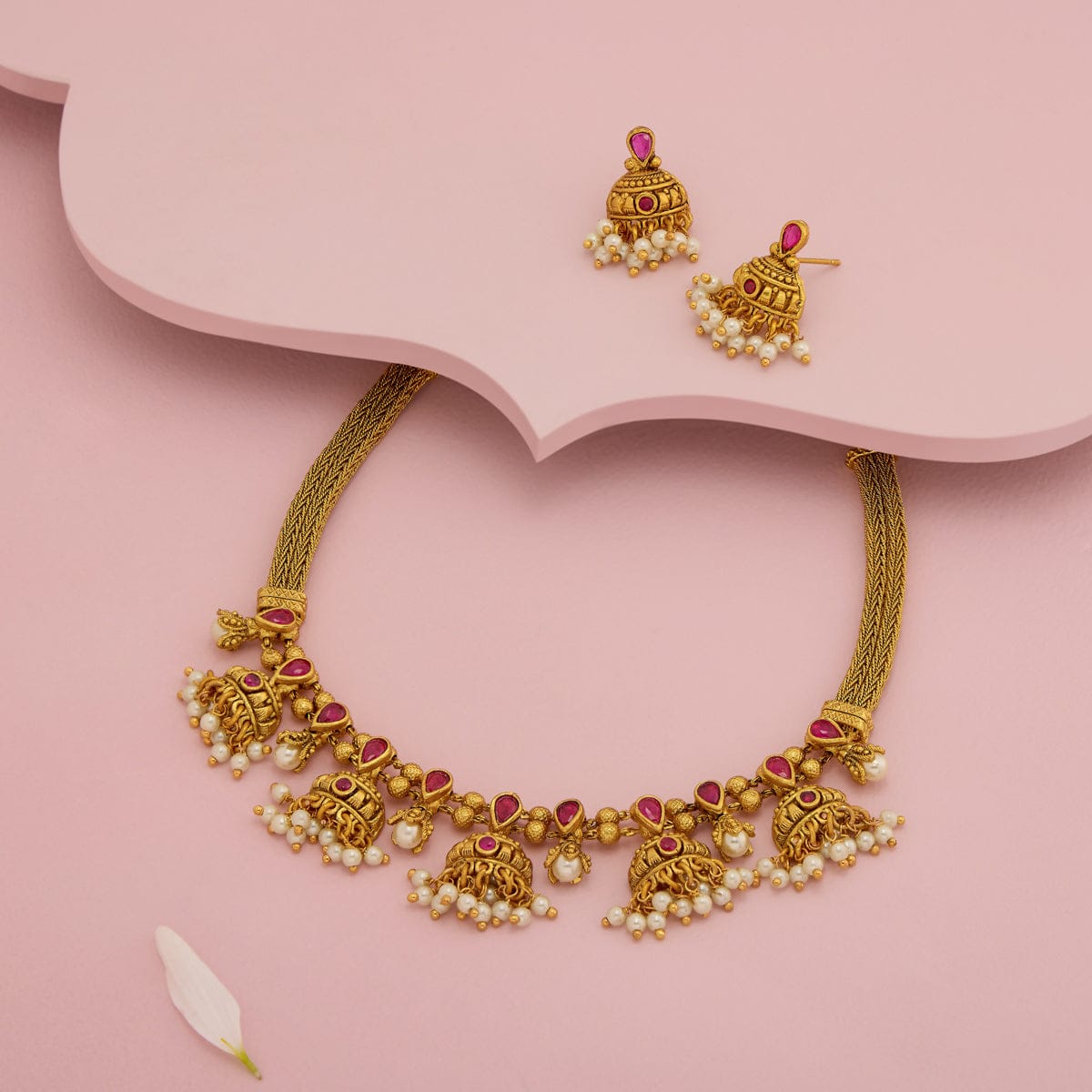 Antique Necklace Antique Necklace 193816