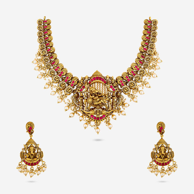 Antique Necklace Antique Necklace 193843