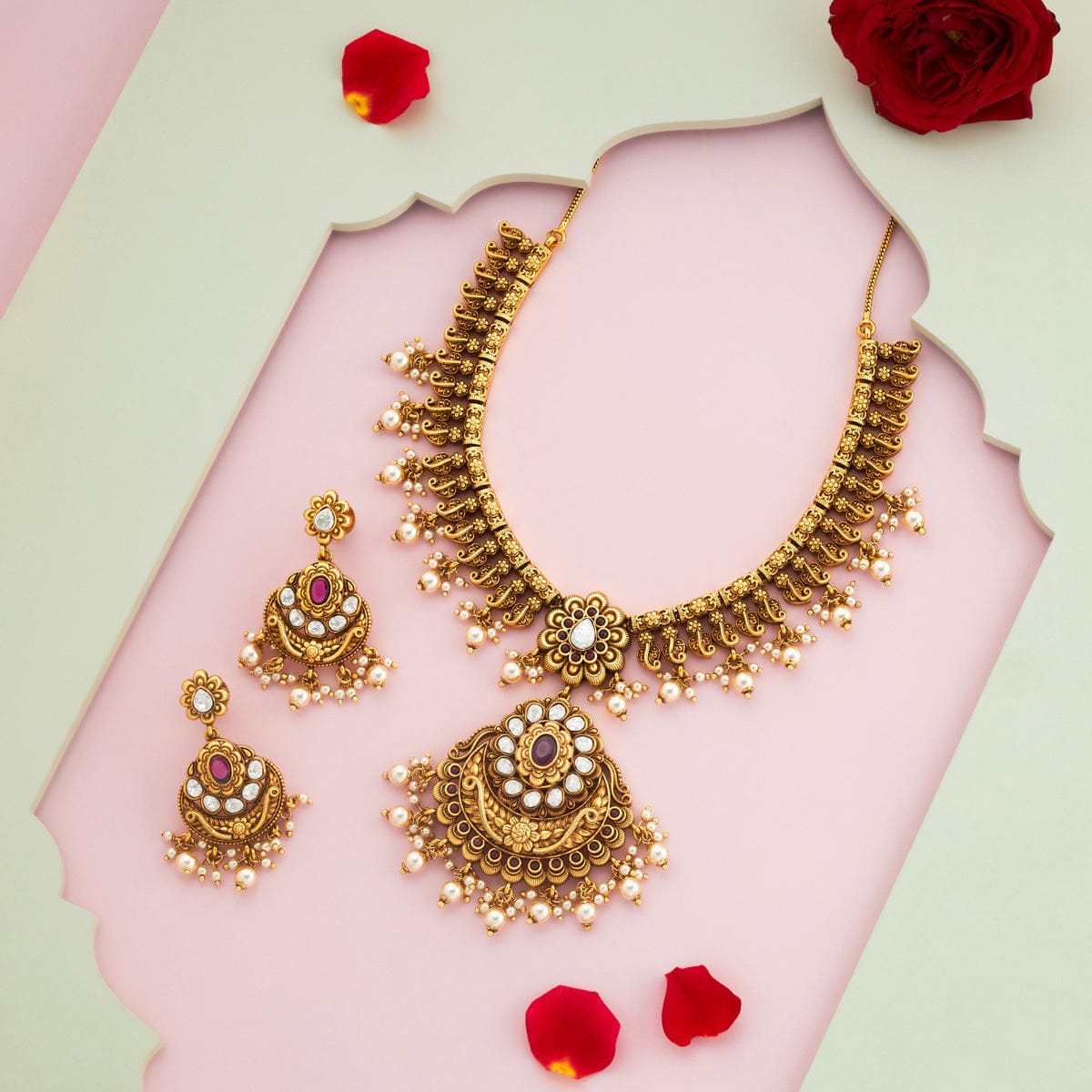 Antique Necklace Antique Necklace 193845