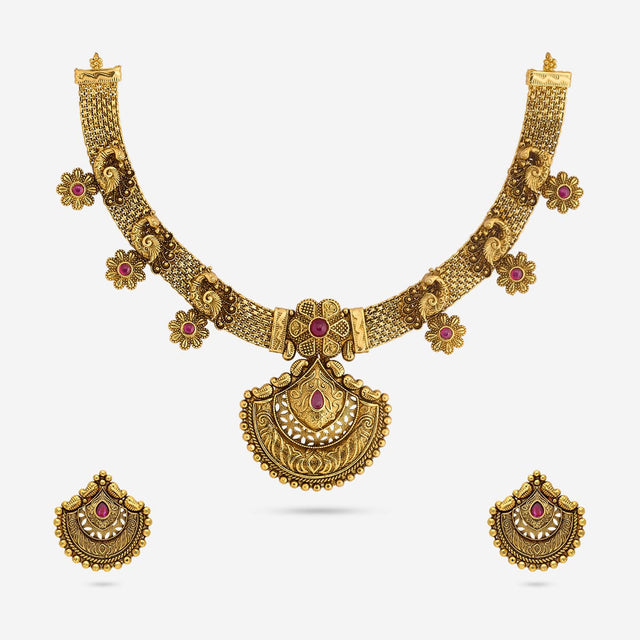 Antique Necklace Antique Necklace 193906