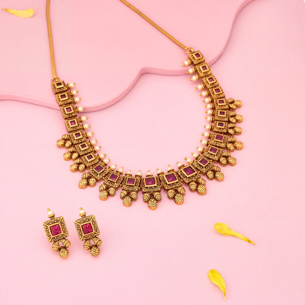 Antique Necklace Antique Necklace 193927