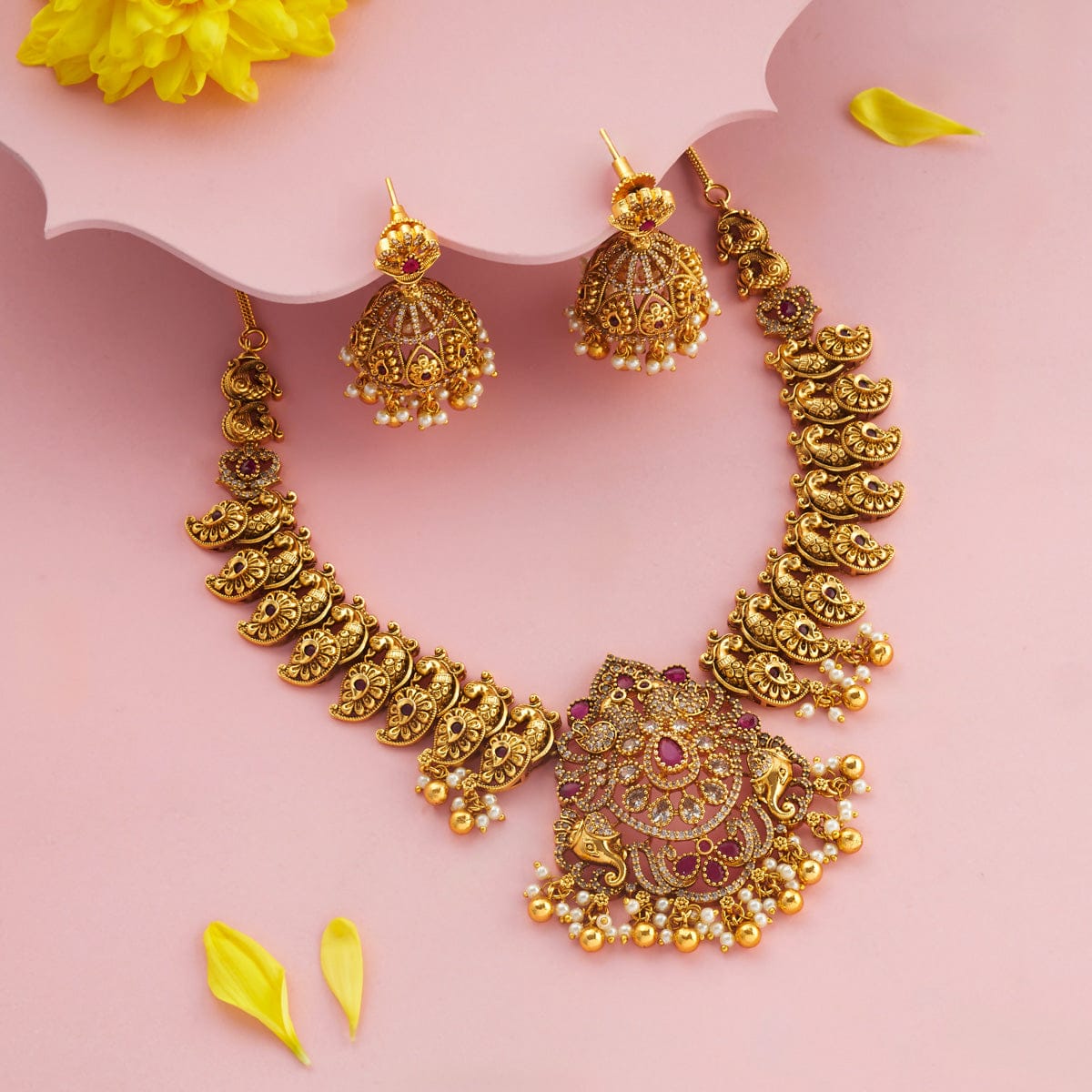 Antique Necklace Antique Necklace 193930